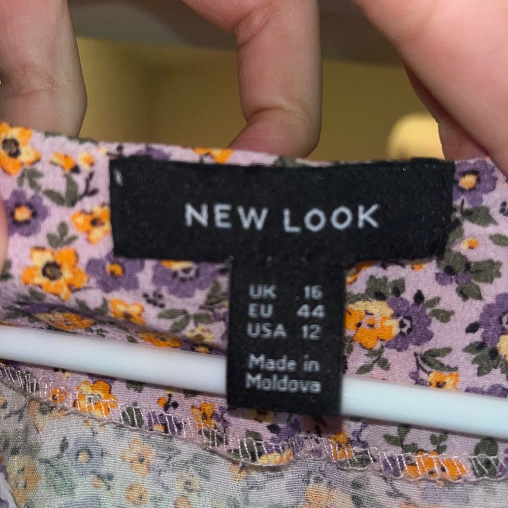 Shiffon shift dress floral print. - Picture 2 of 2